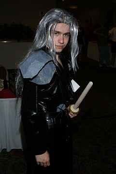 the sephiroth cosplayer again. ^_^ this time he has his sword! the bamboo ones came with whips on the end, so i'm told... (picture courtesy of fansview.com, again ^_^***)