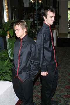 kamui and Fuuma from X (X/1999)!! ^_^ pic from fansfiew.com...again...-_-*